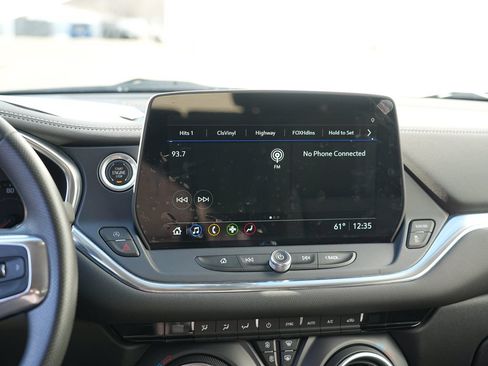 Used 2023 Chevrolet Blazer LT AWD/4WD image 23