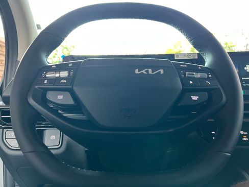 New 2026 Kia Sportage SX image 24