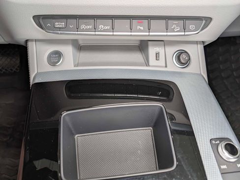 Used 2024 Audi Q5 2.0T Premium Plus AWD/4WD image 31