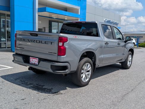 Used 2023 Chevrolet Silverado 1500 Custom w/ LPO, Dark Essentials Package AWD/4WD image 3