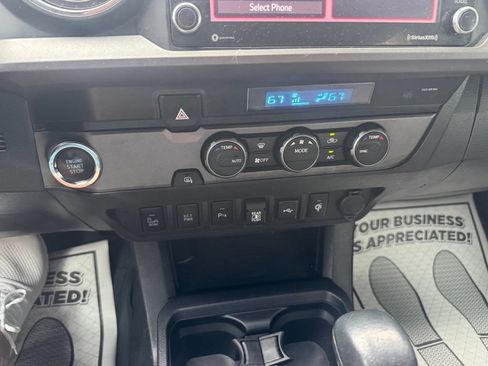 Used 2021 Toyota Tacoma TRD Off-Road w/ Technology Package RWD image 25