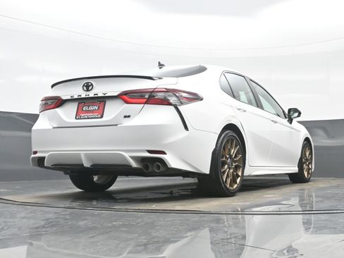 Used 2023 Toyota Camry SE w/ Convenience Package image 31