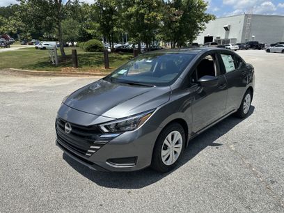 New 2025 Nissan Versa S w/ Trunk Package