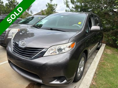 Used 2013 Toyota Sienna LE