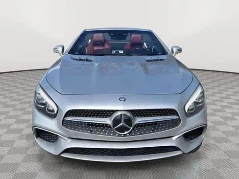 Used 2017 Mercedes-Benz SL 450 image 2