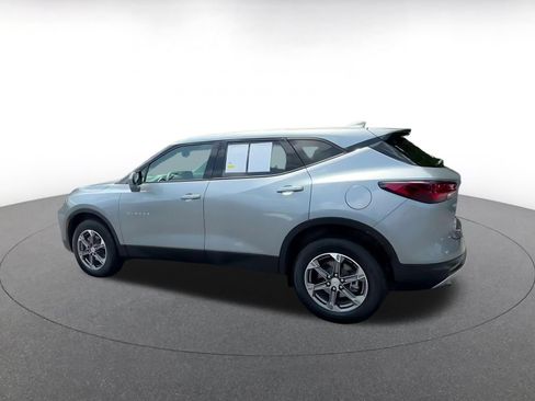 Used 2026 Chevrolet Blazer LT AWD/4WD image 10