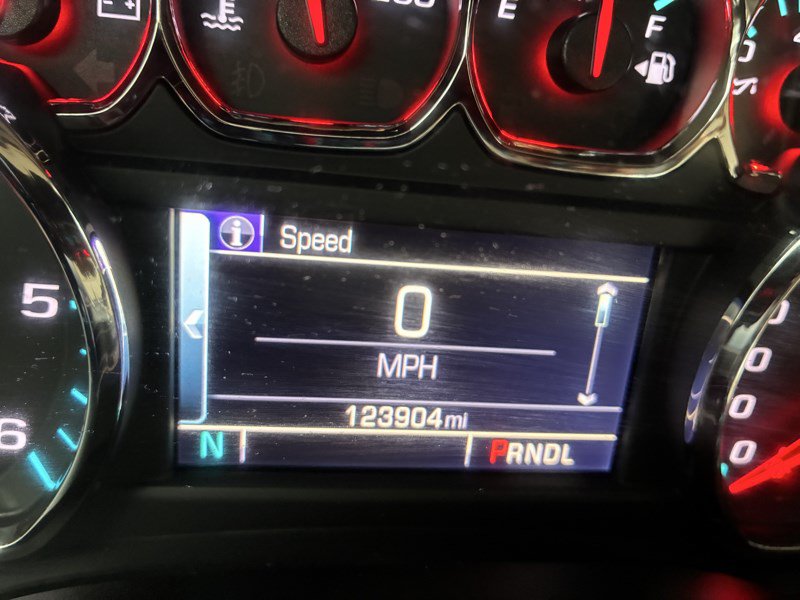 Used 2017 GMC Yukon SLT AWD/4WD image 8