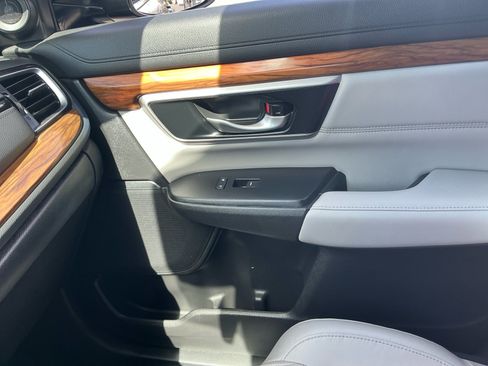 Used 2019 Honda CR-V EX-L image 16