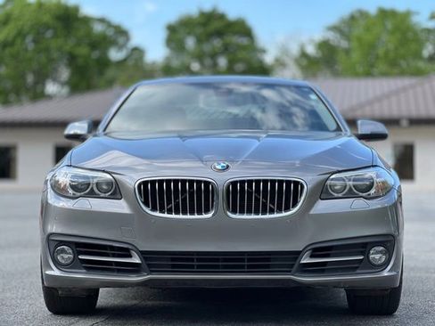 Used 2016 BMW 535i xDrive Sedan AWD/4WD image 2