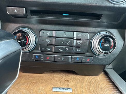 Used 2018 Ford F150 Limited image 33