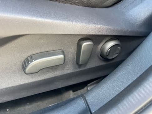 Certified 2025 Subaru Outback Premium AWD/4WD image 15