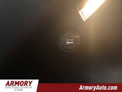 Used 2022 Jeep Compass Limited image 29