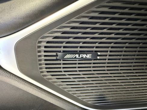 Used 2024 Jeep Wagoneer L Series II w/ Flexible Seating Group image 35