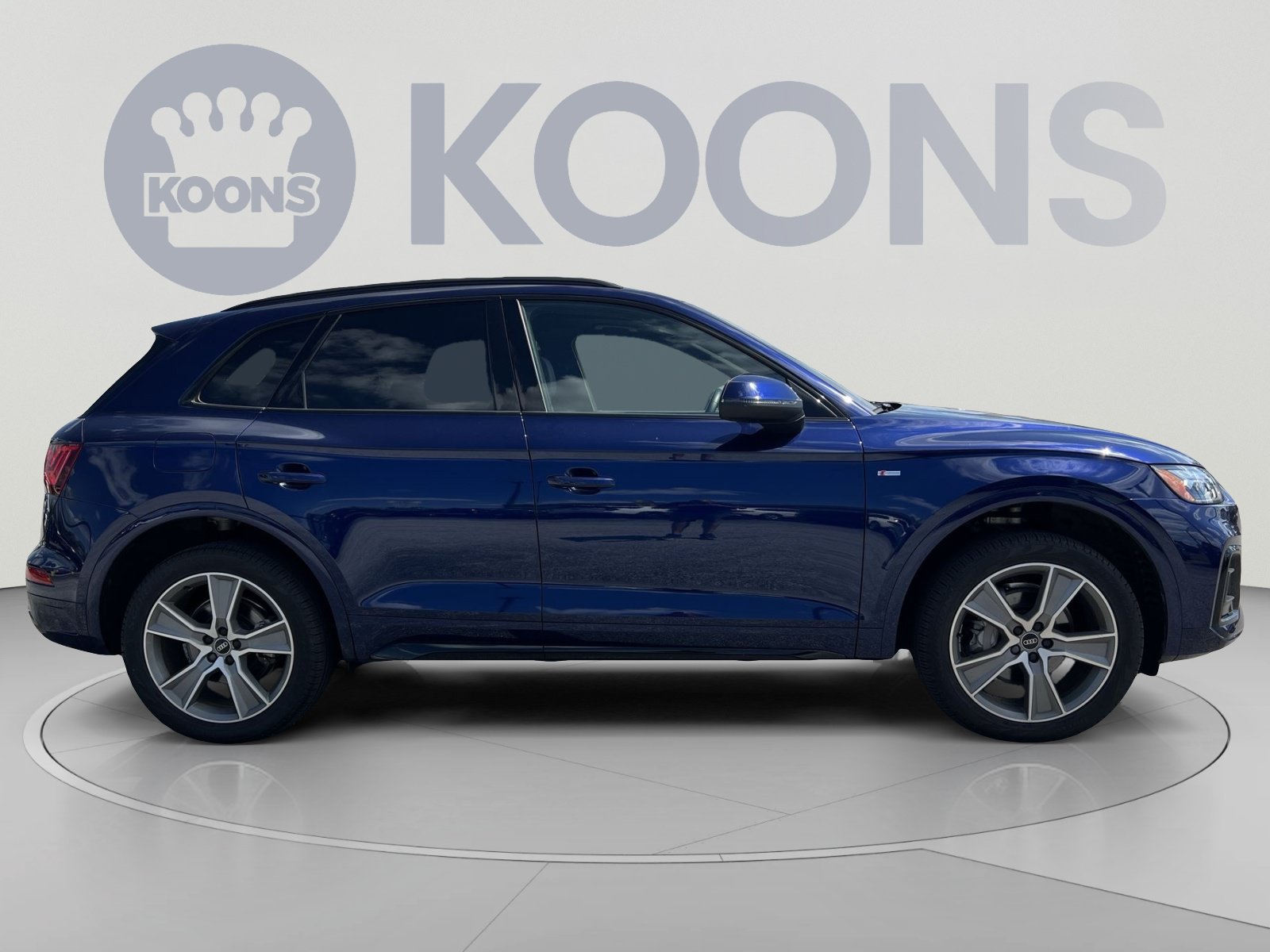 Used 2025 Audi Q5 2.0T Premium w/ Convenience Plus Package AWD/4WD image 8