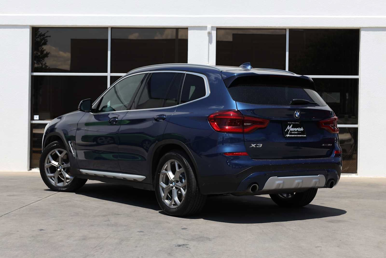 Used 2021 BMW X3 xDrive30i w/ Executive Package AWD/4WD image 11