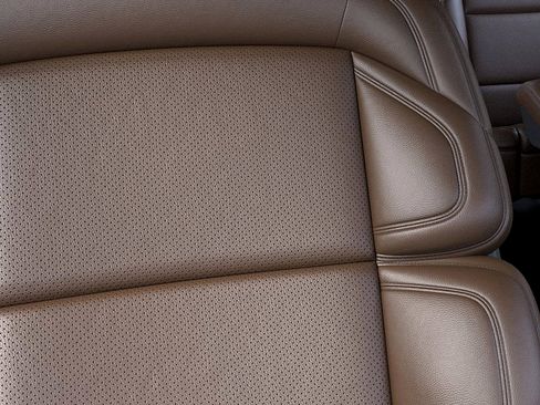 New 2026 Lincoln Navigator L Reserve AWD/4WD image 16