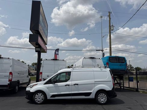 Used 2022 Ford Transit Connect XL FWD image 4