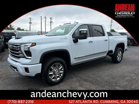 New 2026 Chevrolet Silverado 2500 High Country w/ High Country Premium Package AWD/4WD image 1