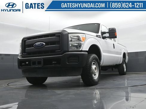 Used 2015 Ford F250 XL w/ Power Equipment Group AWD/4WD image 34