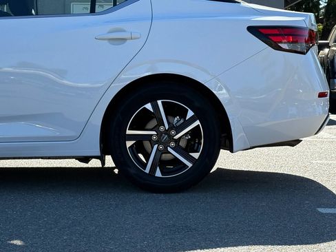 Used 2024 Nissan Sentra SV w/ Trunk Package FWD image 29