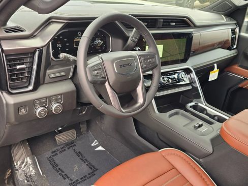 Used 2026 GMC Sierra 2500 Denali Ultimate w/ Snow Plow Prep/Camper Package AWD/4WD image 17