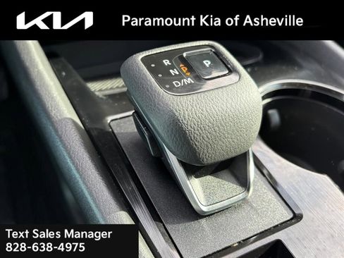 Used 2023 Nissan Rogue S image 27