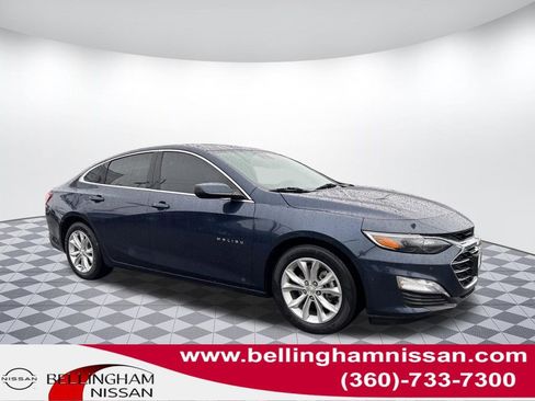 Used 2022 Chevrolet Malibu LT image 1