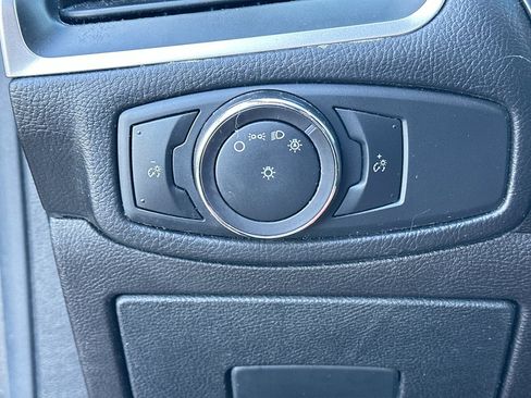 Used 2015 Ford Edge SEL w/ Cargo Accessory Package image 22