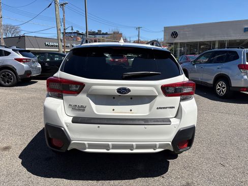 Used 2023 Subaru Crosstrek 2.5i Limited w/ Moonroof Package image 6