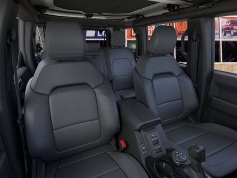New 2026 Ford Bronco Outer Banks w/ Sasquatch Package AWD/4WD image 10