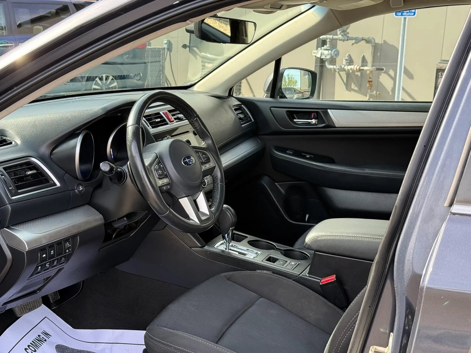 Used 2017 Subaru Legacy 2.5i Premium AWD/4WD image 9