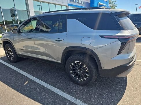 Certified 2025 Chevrolet Traverse Z71 w/ Enhanced Driving Package AWD/4WD image 2