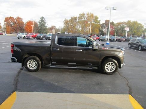 Used 2021 Chevrolet Silverado 1500 LTZ w/ Technology Package image 6