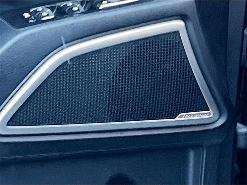 Used 2023 Kia Telluride S image 19