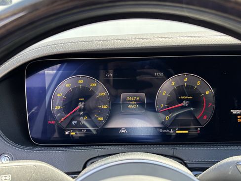 Used 2020 Mercedes-Benz S 560 Sedan image 21