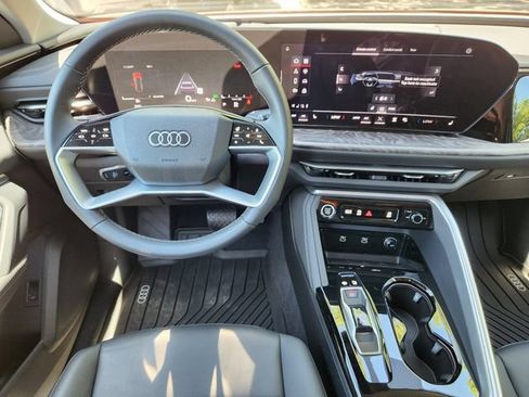 Used 2025 Audi Q5 Premium Plus AWD/4WD image 25