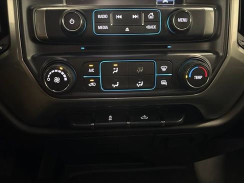 Used 2018 Chevrolet Silverado 1500 LT AWD/4WD image 20