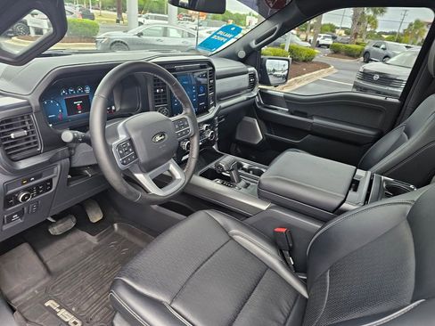 Used 2025 Ford F150 Lariat w/ Equipment Group 502A High AWD/4WD image 18