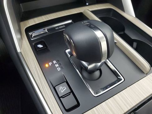 Certified 2025 MAZDA CX-90 Plug-In Hybrid w/ Preferred image 32