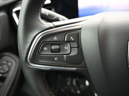 Used 2025 Buick Encore GX Preferred AWD/4WD image 15