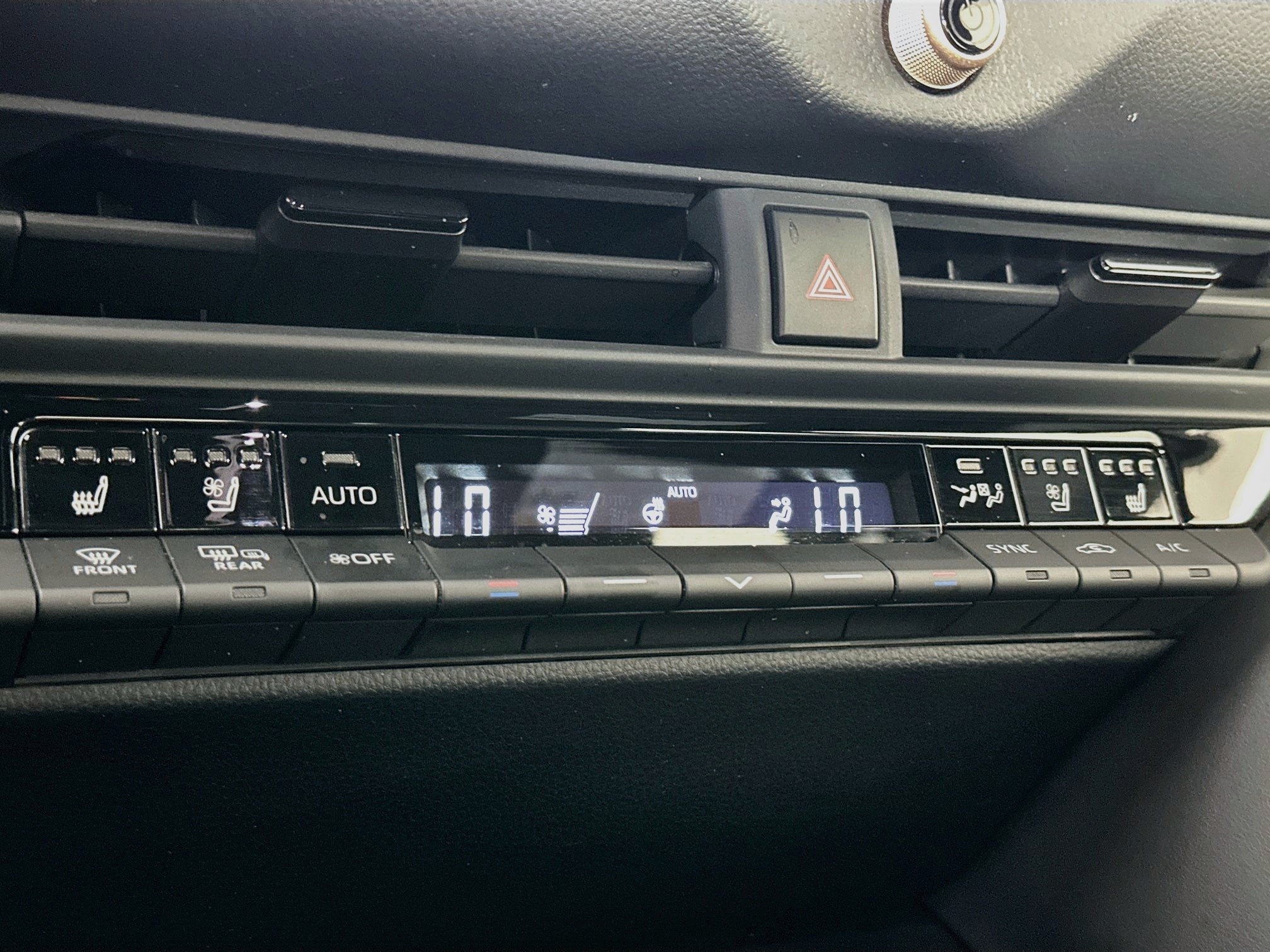Used 2023 Toyota Crown AWD/4WD image 23