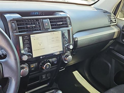 Used 2020 Toyota 4Runner TRD Off-Road image 17