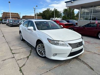 Used 2014 Lexus ES 350 w/ Luxury Package