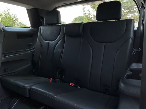 Used 2025 Hyundai Palisade SEL FWD image 14