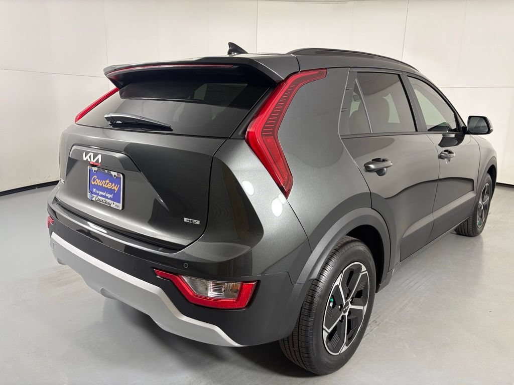 New 2026 Kia Niro EX FWD image 8