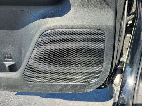 Used 2023 Toyota Tacoma SR AWD/4WD image 19