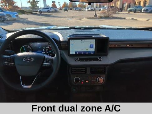 Used 2023 Ford Maverick Lariat w/ Lariat Luxury Package image 6