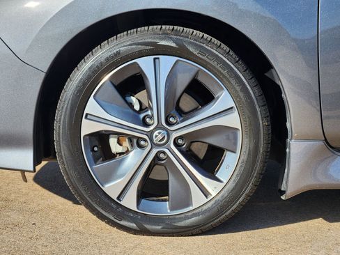 Used 2021 Nissan Leaf SV w/ SV Technology Package image 14