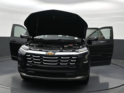 Used 2025 Chevrolet Equinox LT w/ Safety and Technology Package FWD image 37