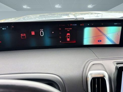 Used 2025 Ford Expedition Tremor AWD/4WD image 26
